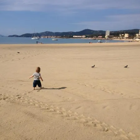 Appartement Bord De Avec 4 Couchages, Parking Et Tennis - Fr-1-251-263