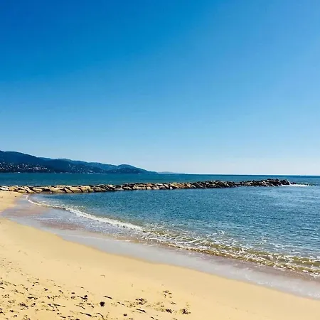 Bord De Avec 4 Couchages, Parking Et Tennis - Fr-1-251-263 Le Lavandou